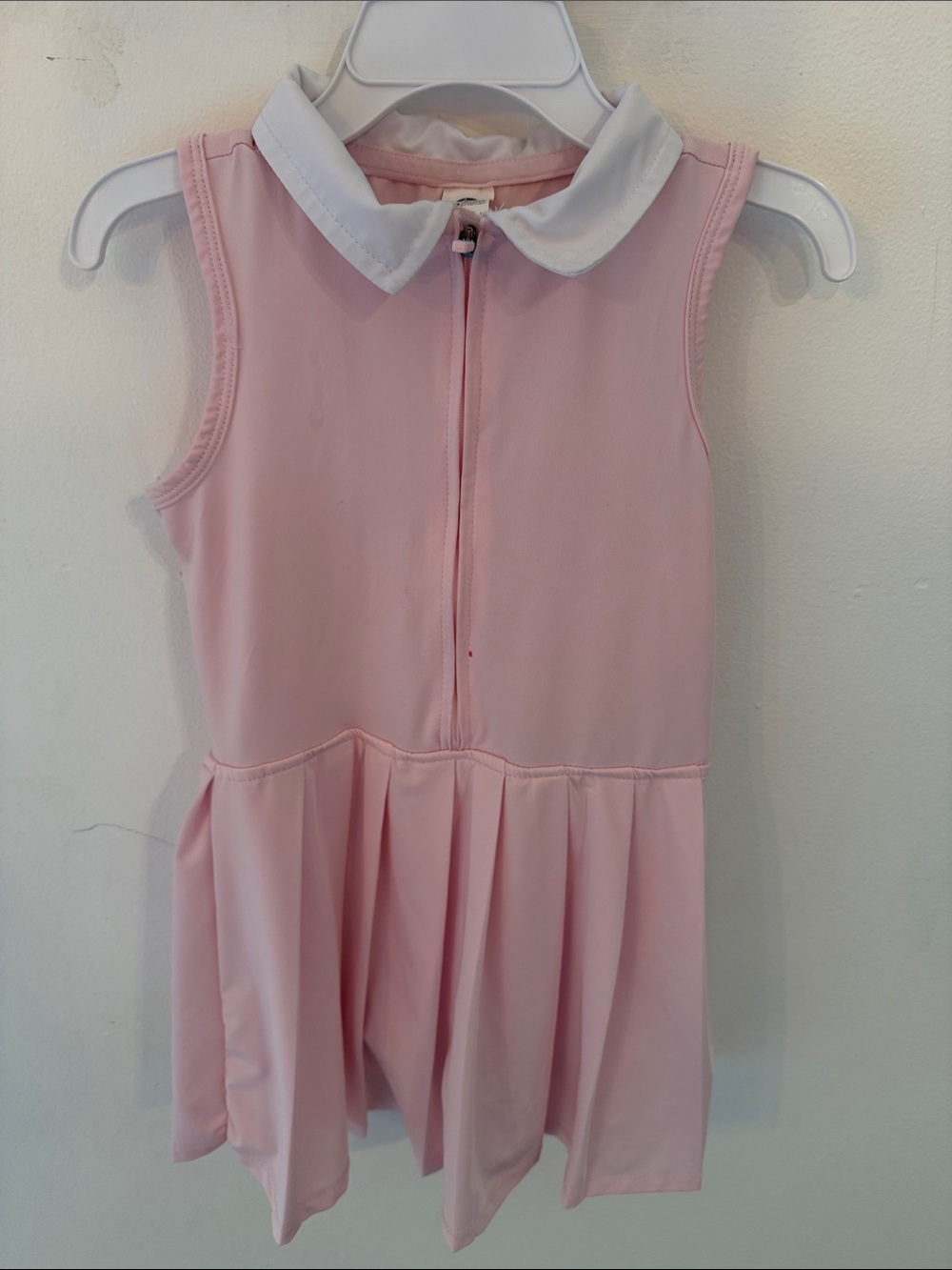 Girls' Pink Sleeveless Pleated Dress with White Collar